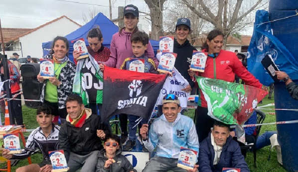 Luciano Sosa y Laura Trumpio los ganadores de la edición 2025 del Cross del Terraplén
