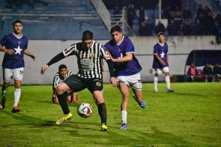 Racing y una contundente goleada ante Recalde