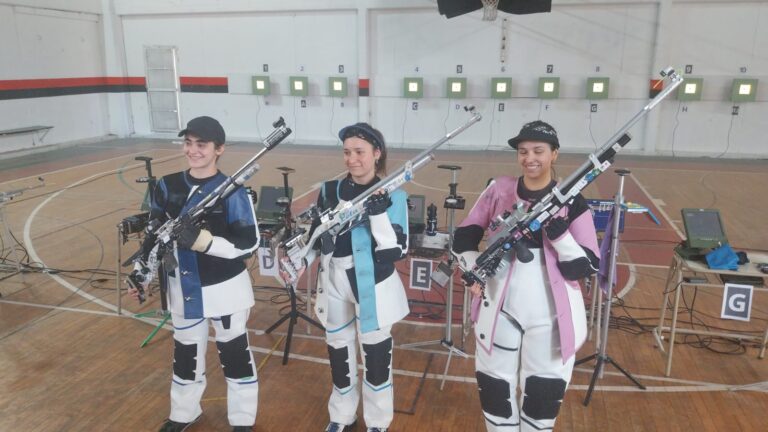 Lola Sánchez en el puesto mayor del podio en los juegos JADAR