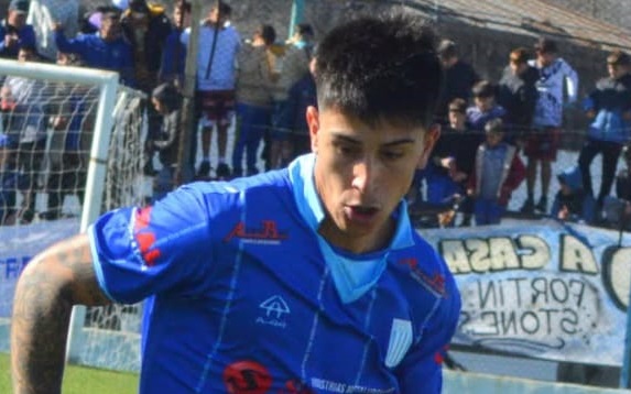 Iván Leal: «Contento por estar defendiendo la camiseta de Ferro «