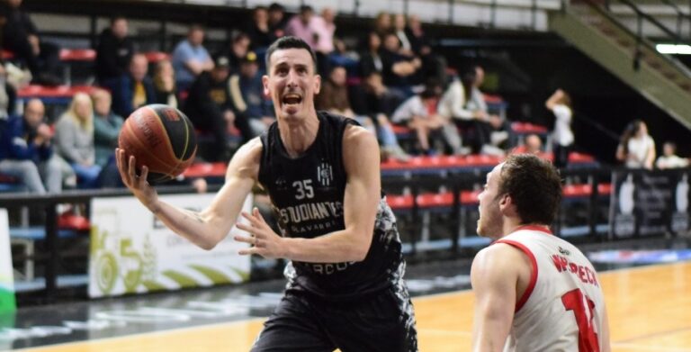 Estudiantes en el Maxi recibe a Alumni de Orense por el Pre-Federal