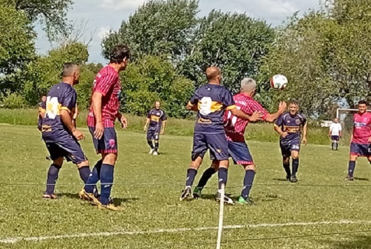 Definiciones Cruciales en la Liga de Fútbol Senior  para este sábado