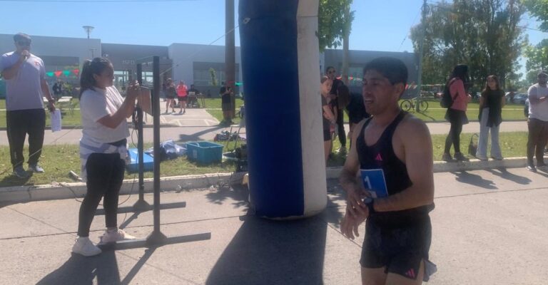 Gustavo Fernández volvió y ganó: «Me tomé un buen descanso. Son muchos años corriendo»