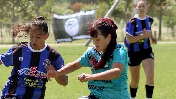 Ciudad y Municipales vuelven a verse las caras en el Fútbol Femenino de Primera