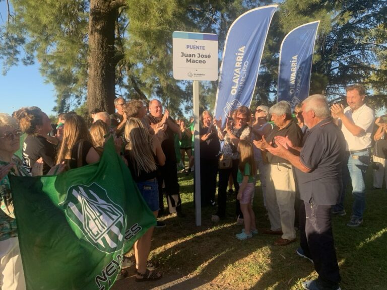 El Puente de la Calle Necochea es ahora el «Puente Juan José Maceo»
