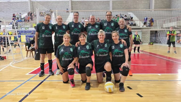 Los Lobitos de Pueblo Nuevo  participaron con buen suceso de un torneo de newcom