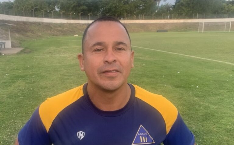 Carlos Díaz entrenador de Atlético Villa Gesell: «Todavía no se logró nada Estudiantes es un rival duro»