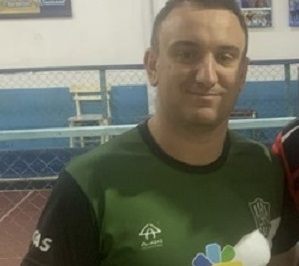 El Individual Oficial con neto tinte albiverde