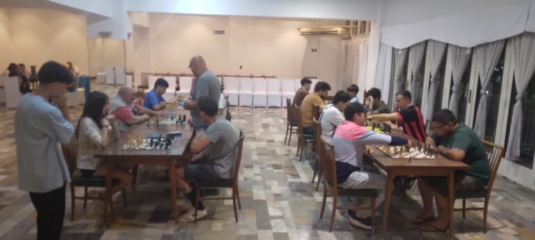 Martín Ponce se adjudicó la primera fecha del Pimpo Verano de ajedrez