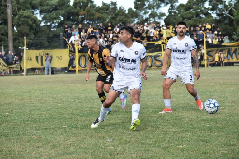 Racing perdió en Mar del Plata ante Deportivo Norte