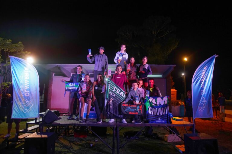 Lucas Martín y Lucía Peñalva en lo mas alto del podio en Loma Negra