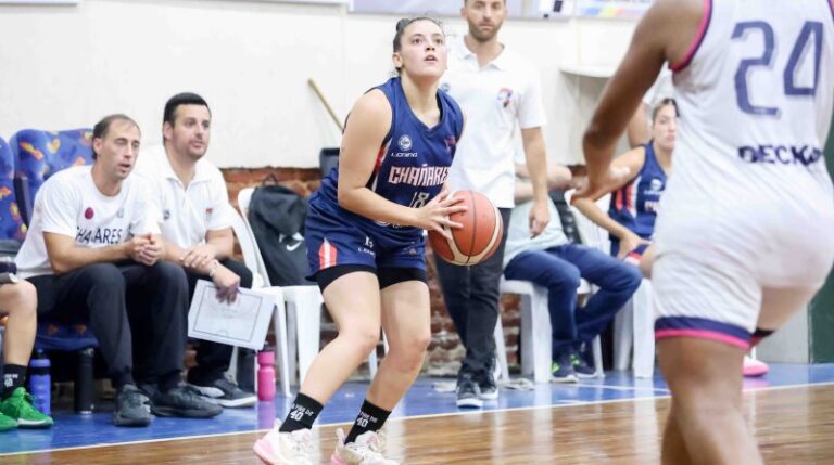 Lucía Juárez rompió el récord de triples de la Liga Femenina
