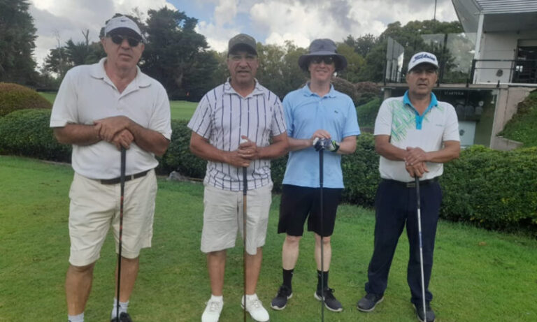 Cita especial  golfística  de Viernes Santo en los links albinegros