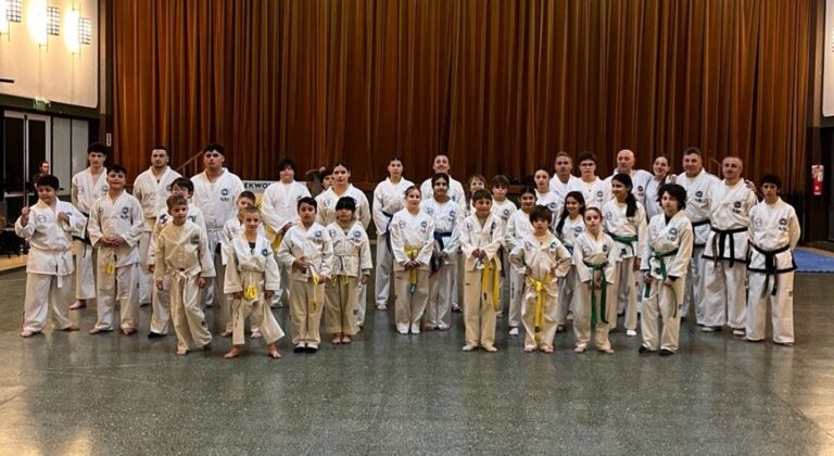 Primer examen del año en el taekwondo de Loma Negra