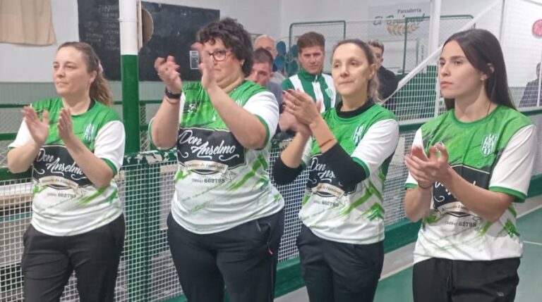 Pueblo Nuevo se coronó campeón del Torneo Oficial de Tríos Damas