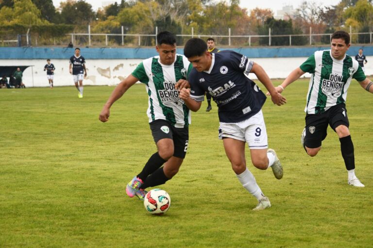 Racing y un abultado y sólido triunfo para desembarcar en Cuartos
