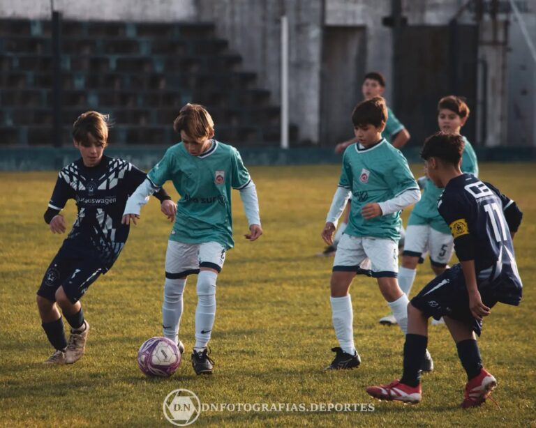 El torneo Juvenil de la Unión Deportiva Regional ingresa en su tramo final