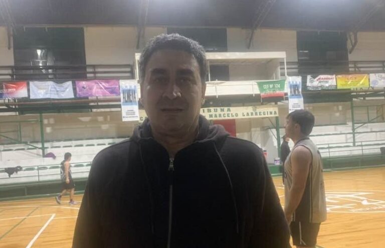 Cristian Sánchez: » Con Blanco y Negro protagonizaremos el partido mas parejo de la serie «