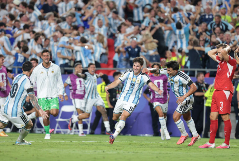 «Emblema» Modo Mundial:  Cuando aparece el alma argentina no hay imposibles