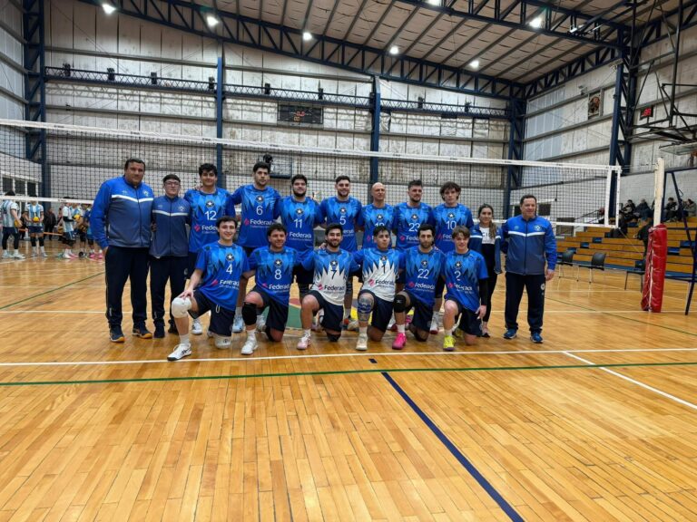 El voley de Racing enfrentó al Sub 17  de Argentina en Benito Juárez