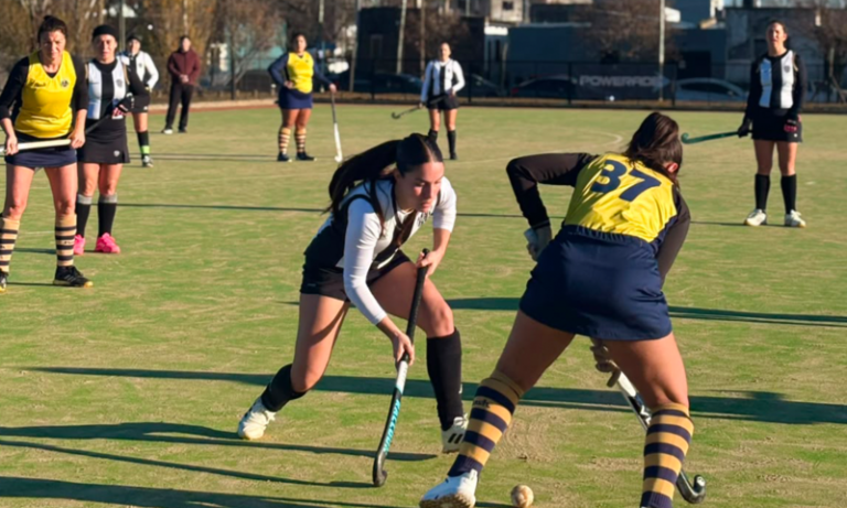 Empate de las Damas B de hockey de Estudiantes