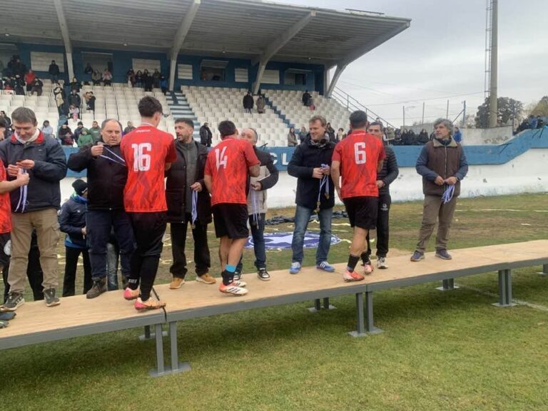 Lo que dejó en imágenes y otras yerbas la segunda final entre Racing y Estudiantes