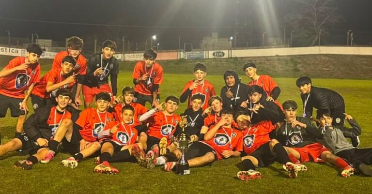 Estudiantes y Balonpié los campeones juveniles de la Unión Deportiva Regional