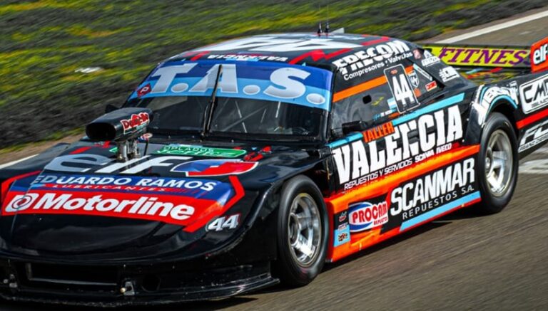 Tinte olavarriense en el Procar 4000 con pilotos invitados.