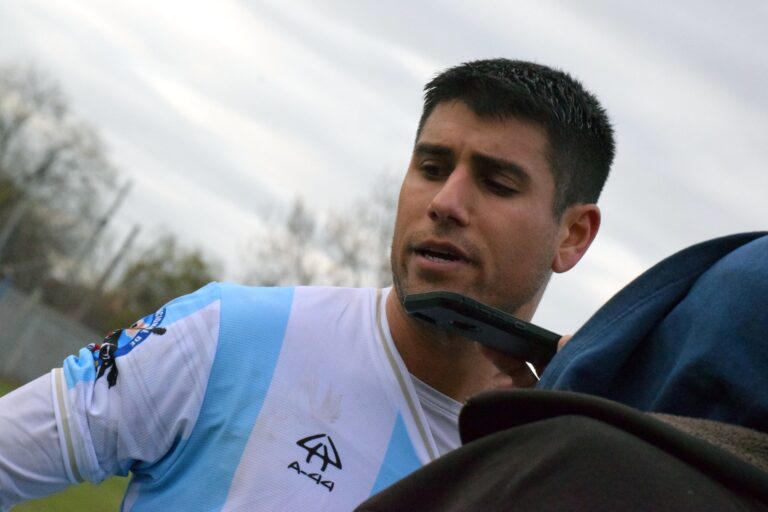 Juan Álvarez y sus reflexiones tras la victoria  de Ferro  ante Huracán por el Regional