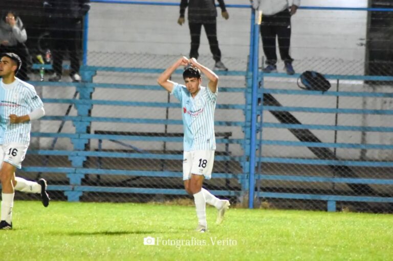 Ferro ganó el clásico del riel  y lidera el Torneo de Primera