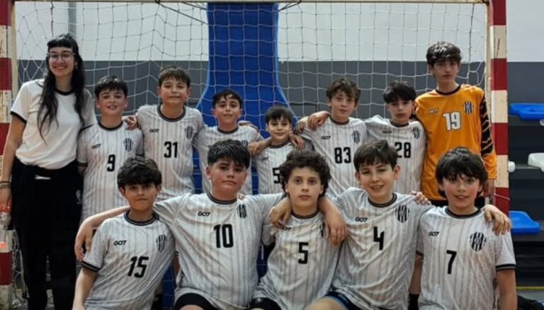 Estudiantes disputó una nueva fecha de la Superliga de handball